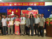 Đảng ủy xã Lộc Thái tổ chức Lễ trao tặng Huy hiệu 55 năm, 50 năm, 45 năm, 40 năm và 30 năm tuổi Đảng đợt 07/11/2018  cho bảy đảng viên