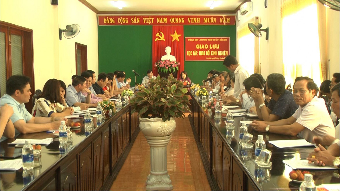 Huyện Lộc Ninh tiếp đoàn công tác huyện Tiên Yên tỉnh Quảng Ninh