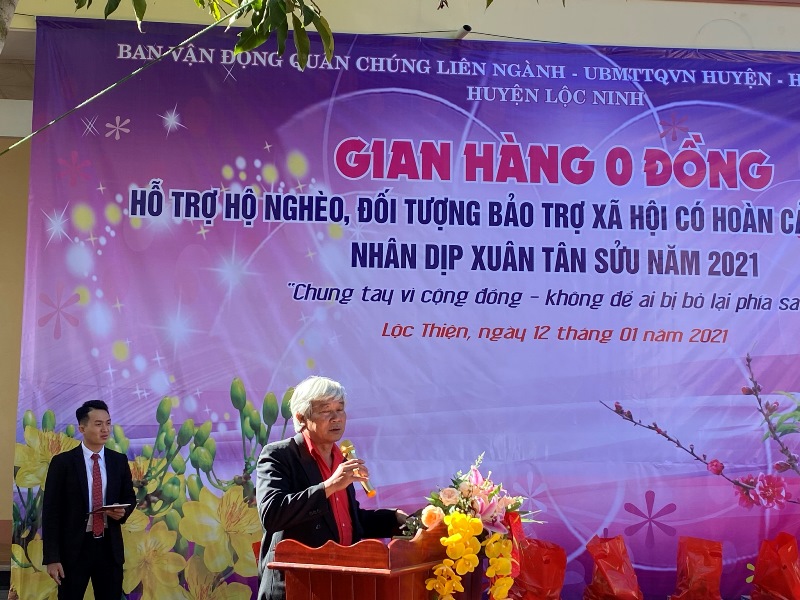 Ông Nguyễn Văn Nhãn – Phó Chủ tịch Hội Chữ thập đỏ phát biểu tại Chương trình