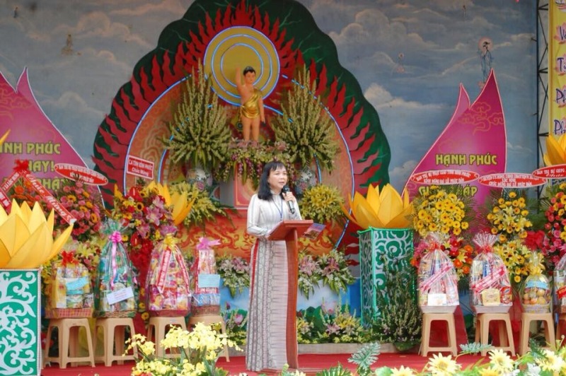 Huyện Lộc Ninh tổ chức đoàn thăm, chúc mừng và tham dự  Đại Lễ Phật Đản năm 2019