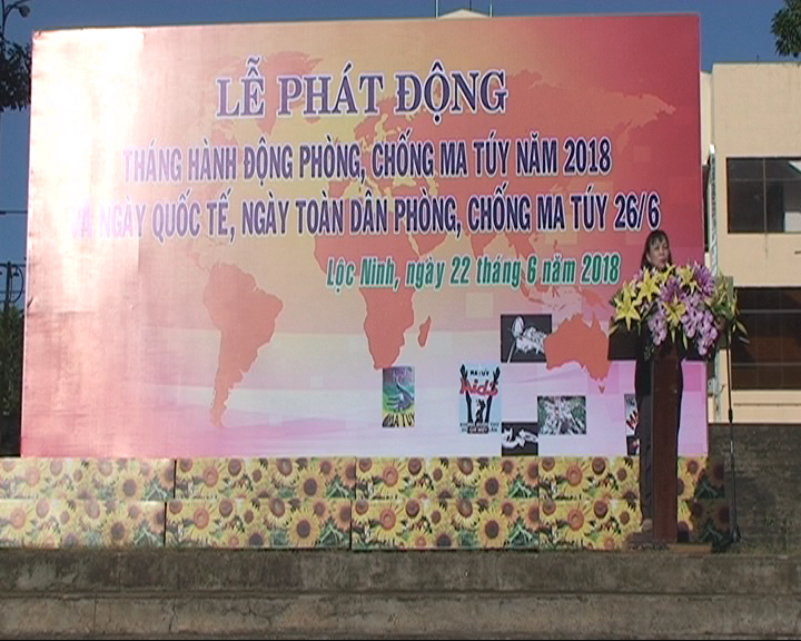 Huyện Lộc Ninh tổ chức Lễ phát động Tháng hành động Phòng, chống ma túy năm 2018