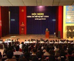 Huyện ủy Lộc Ninh tổ chức Hội nghị thông tin thời sự quý I/2014