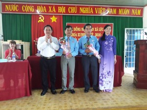 Hội đồng nhân dân Lộc Hưng tổ chức kỳ họp thứ nhất Khóa XI nhiệm kỳ 2016-2021