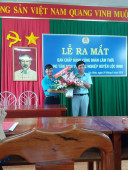 LĐLĐ huyện Lộc Ninh tổ chức lễ ra mắt thành lập công đoàn cơ sở Trung tâm Dịch vụ - Nông nghiệp huyện Lộc Ninh