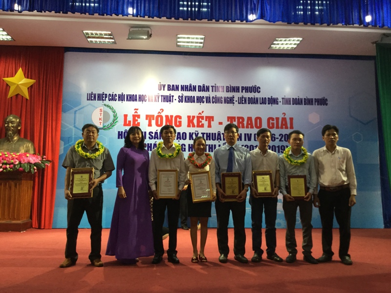 Tỉnh Bình Phước tổng kết, trao giải Hội thi Sáng tạo Kỹ thuật lần IV, năm 2016-2017