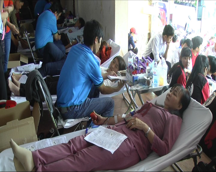 Lộc Ninh thu 600 đơn vị máu trong ngày hội hiến máu tình nguyện đợt I/2018