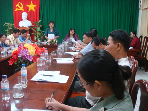 Huyện Lộc Ninh họp Ban chỉ đạo triển khai Chiến dịch tăng cường truyên truyền vận động lồng ghép dịch vụ chăm sóc sức khoẻ sinh sản - kế hoạch hoá gia đình đến vùng đông dân, có mức sinh cao và