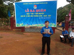 Huyện Đoàn Lộc Ninh ra quân ngày thứ bảy tình nguyện