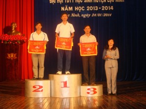 Huyện Lộc Ninh tổ chức thành công Đại hội Thể dục –Thể thao học sinh năm học 2013-2014