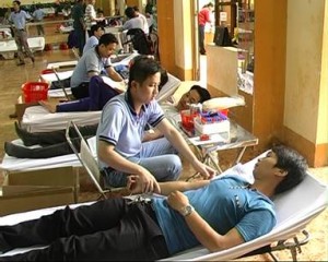Huyện Lộc Ninh tổ chức hiến máu nhân đạo đợt II/2014