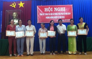 Hội LHPN xã  Lộc Tấn huyện Lộc Ninh tổ chức Hội nghị tổng kết phong trào phụ nữ và hoạt động Hội năm 2014 và triển khai nhiệm vụ 2015