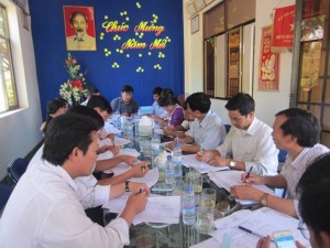 Ban tổ chức Liên hoan Văn hóa - Thể thao các dân tộc thiểu số huyện Lộc Ninh lần thứ V năm 2015 tổ chức họp Trưởng đoàn bốc thăm chia bảng xếp lịch thi đấu trong Liên hoan.