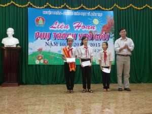 Lộc Ninh: Liên hoan Phụ trách Sao giỏi khối Tiểu học năm học 2014-2015