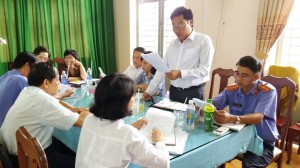 Thường trực HĐND huyện Lộc Ninh giám sát tình hình hoạt động của Toà án nhân dân huyện