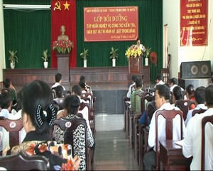 Huyện Lộc Ninh khai giảng lớp tập huấn nghiệp vụ công tác kiểm tra giám sát và thi hành kỷ luật trong Đảng