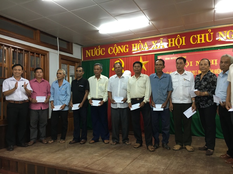 Năm 2018: Huyện Lộc Ninh có 09 già làng tiêu biểu, xuất sắc  và 53 người có uy tín trong đồng bào dân tộc thiểu số được phê duyệt